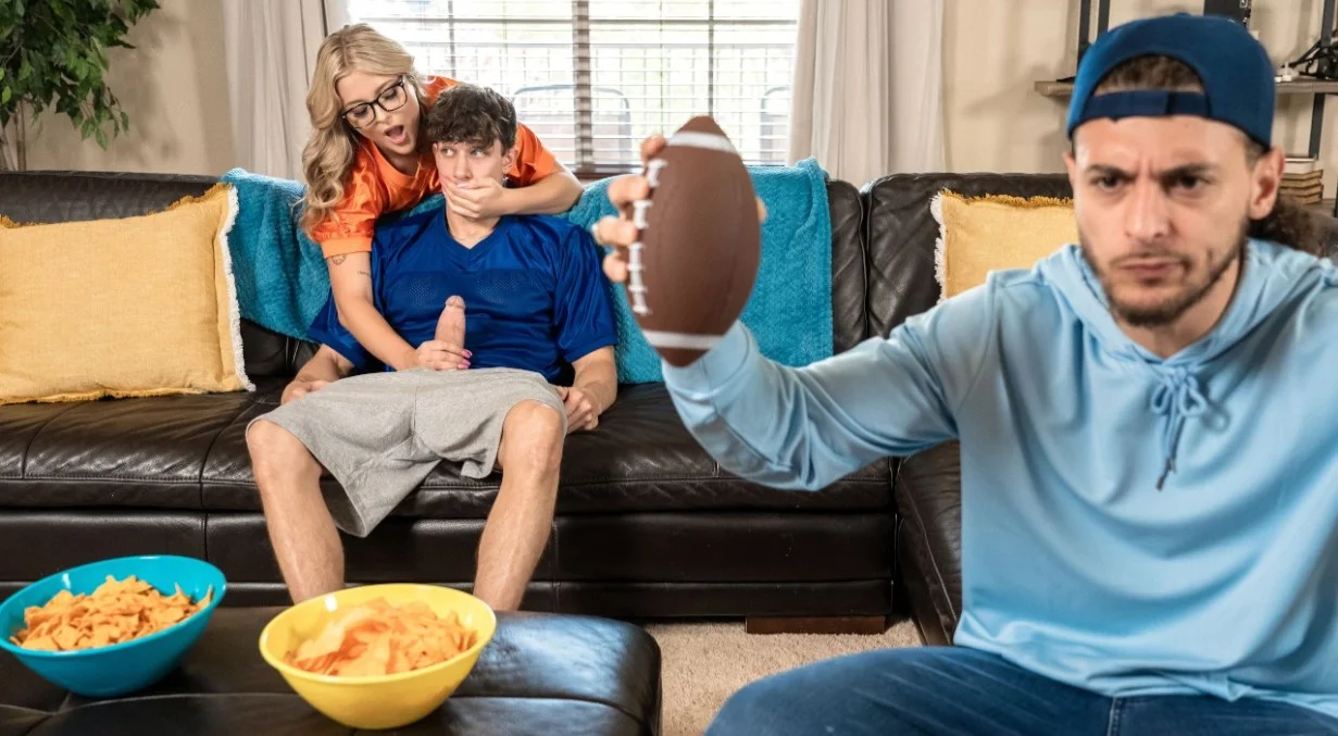 CrazyCollegeGFs Big Booty Jill Taylor My Boyfriend Wont Give Me Anal